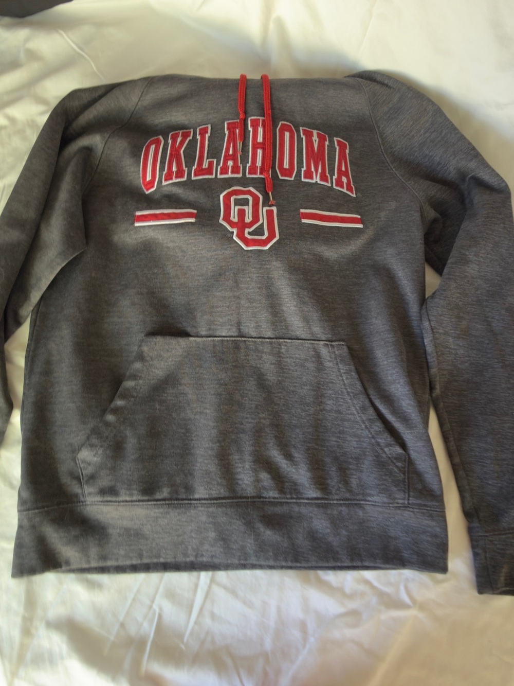 Colosseum Oklahoma Gray Sweater with Red Accents
